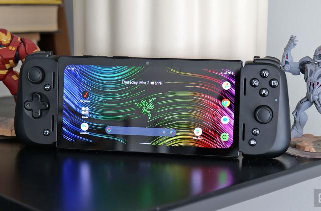 Sporting a two-piece design and a Snapdragon G3x chip, the Razer Edge offers good performance and a detachable gamepad for less than a similarly specced smartphone. 